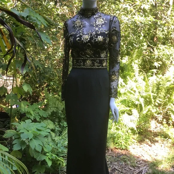 elegant minimal wedding dress Elegant Minimalist Wedding Dress with 3D Flower Embroidery